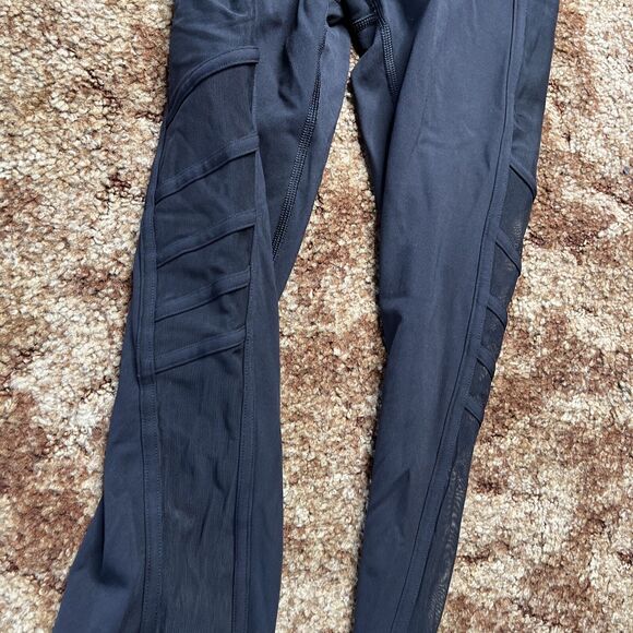 Lululemon Leggings Women’s Size 2 See Through Sides - Picture 8 of 10